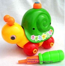 嬰幼兒玩具銷售指南 鈴鼓、電動(dòng)萬(wàn)向與學(xué)步車等產(chǎn)品的市場(chǎng)機(jī)遇與策略